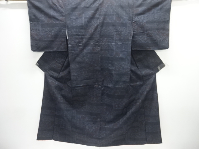 JAPANESE KIMONO / TSUMUGI / WOVEN FLOWER ARABESQUE